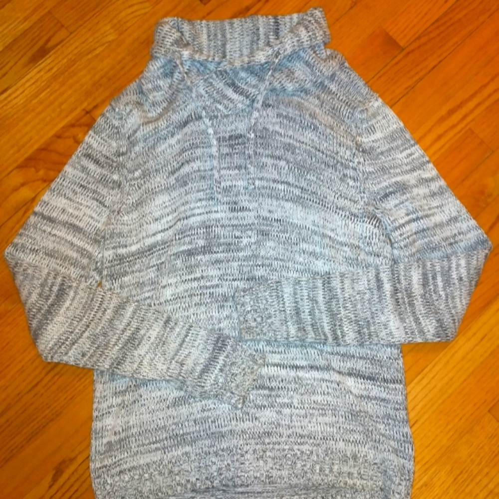 H&M pullover sweater